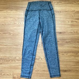 Heather grey Lululemon leggings